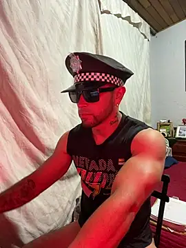 Live sex cam of Sexmuscle17