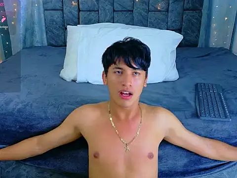 IhanKing live cam on StripChat