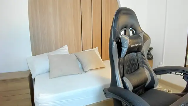 asia_chips webcam