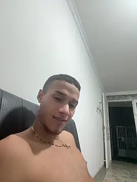 friends_lust_latin webcam