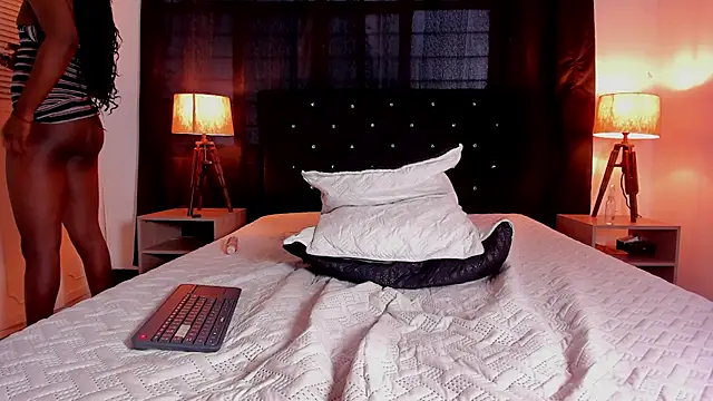 YasiryCoper webcam