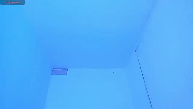 milkqueenboobs webcam