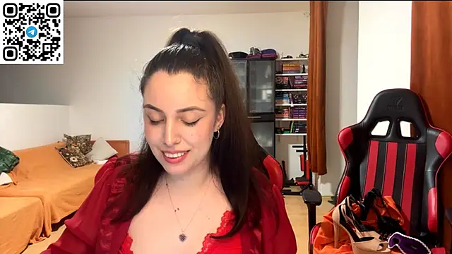 SweetFenomen67 webcam