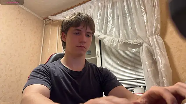 Live sex cam of Goolden_Flaash