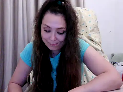 Lola_Creolla webcam