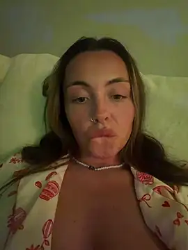Lucysaphire webcam