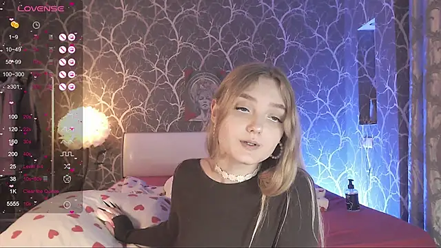 MiaMiaMeow webcam