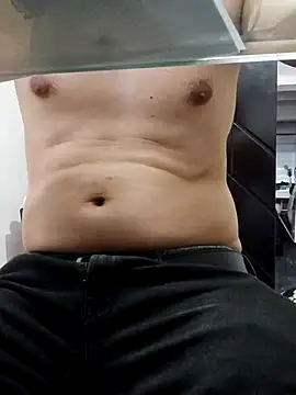 MrSecretSuit webcam