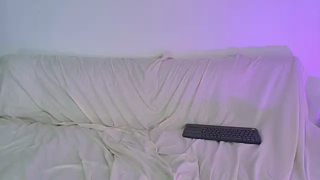 Nikki__uwu webcam