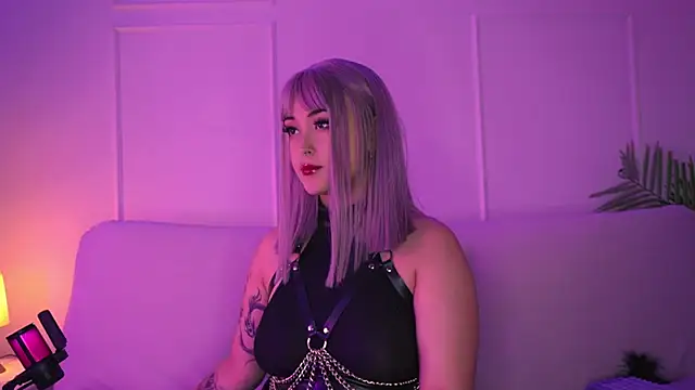 Gloomydoll webcam