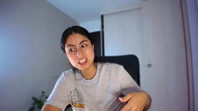 auroracaruso11 webcam