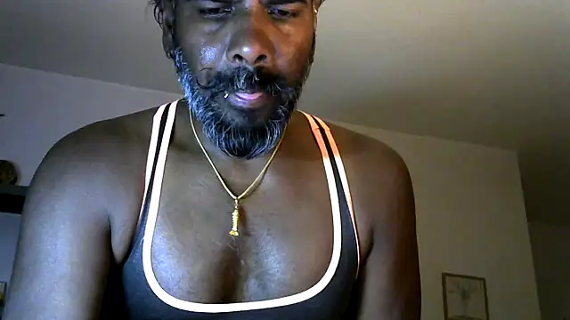 frenchblackc31 webcam