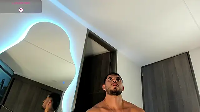 Dimitri_Bass webcam