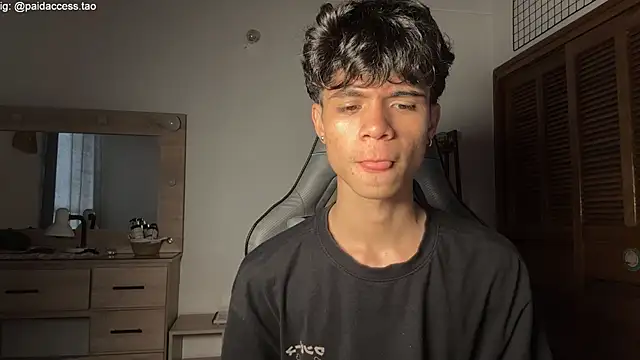OopsAgain_ webcam
