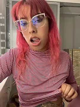 MeraSecretXXX live cam on StripChat