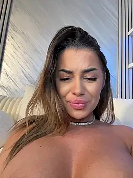 KirstieVegas webcam