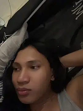 slutty_aki webcam