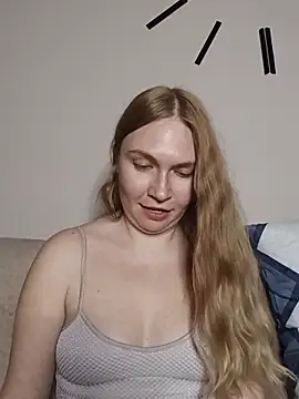 KisaVixen live cam on StripChat