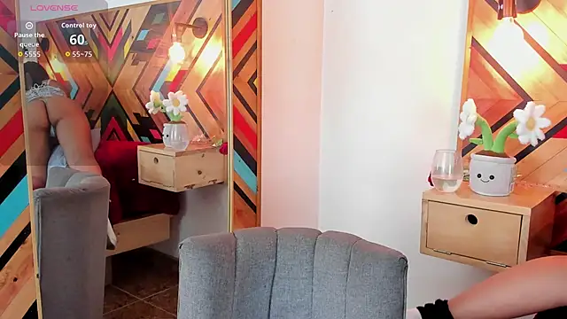 NaiirobiSwan webcam