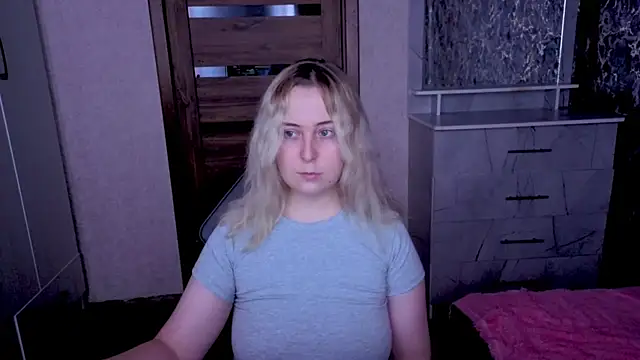 Kristy-Max webcam