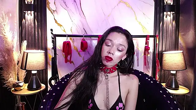Doll4anall webcam