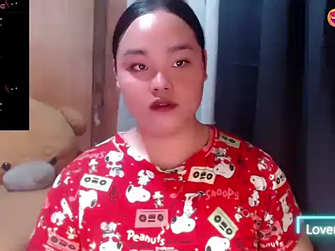 _Lylia webcam