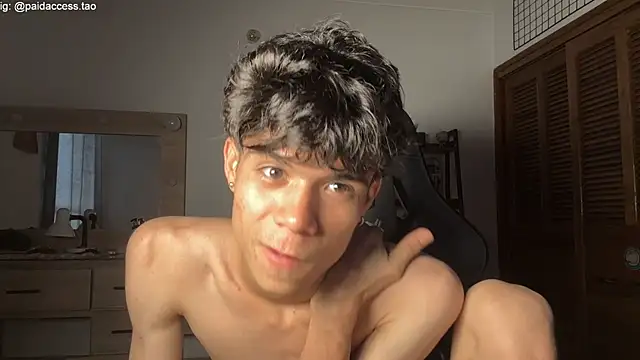 oopsagain_ (M twink) - Show cock 🐮