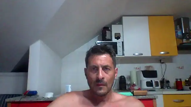 colosone (M mature) - #brunettes #cam2cam #cheap-privates #ejaculation #flashing #italian #mature #medium #small-audience #straight #white