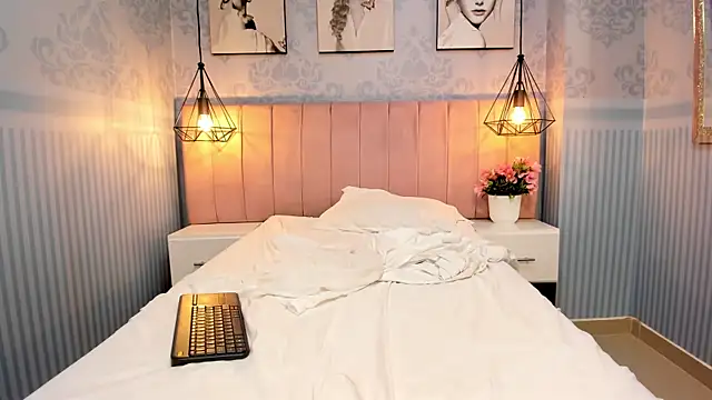 sarah_pervert webcam