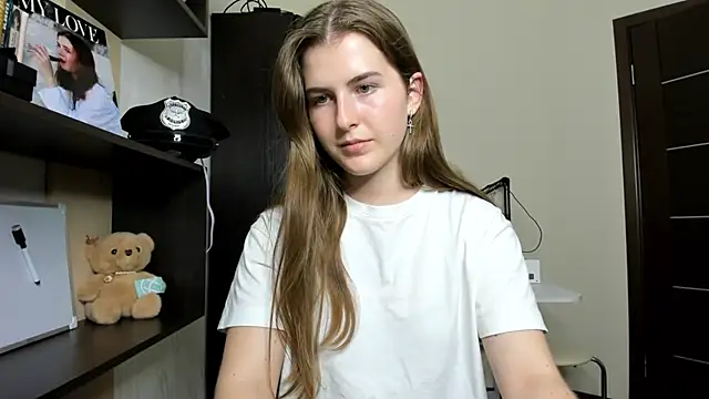 ohmyalice (F teen) - officer suit