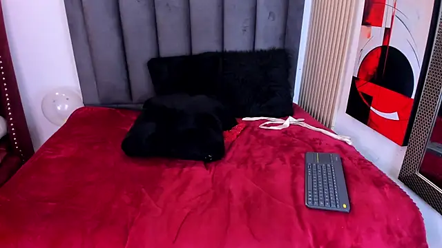 MiaGinger_ webcam