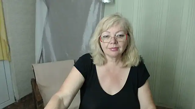 LavandaMay webcam