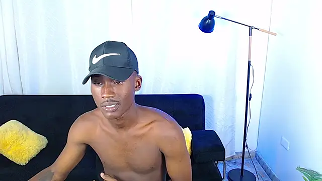 alexaandro18 webcam