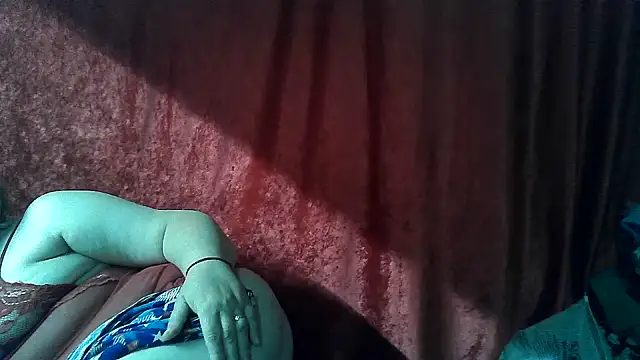 Eleanor_Katie webcam