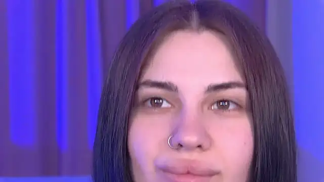 AdrianaToress webcam