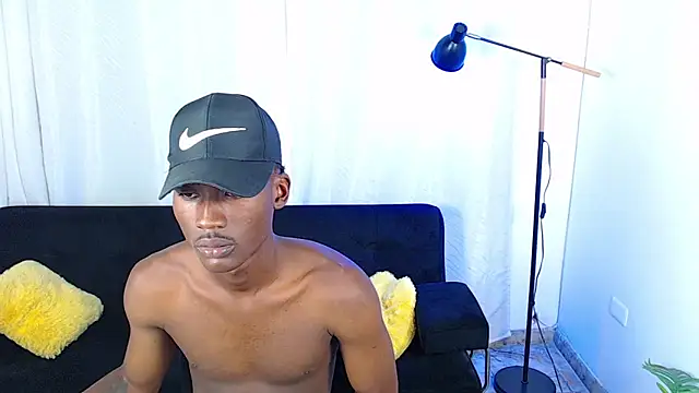 alexaandro18 webcam