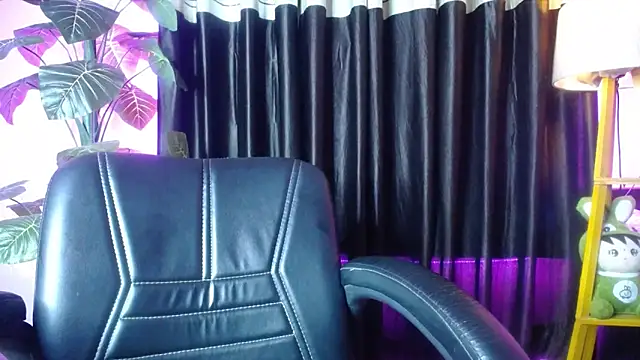 kiara_1122 webcam