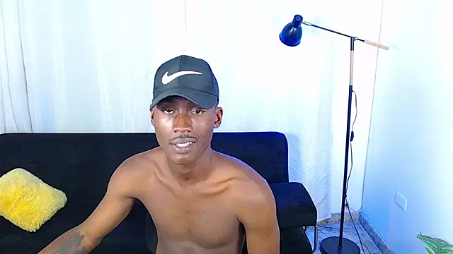 alexaandro18 webcam