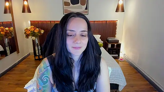 KatherineBond webcam