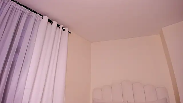 evely_coelloo webcam