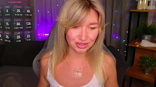 milabott - MilaBott's free webcam - UK Sex Cams