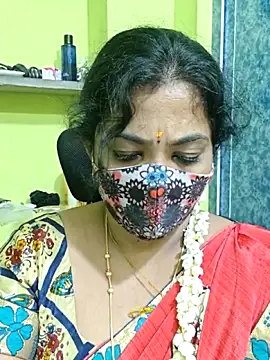 Tamil_Mithra webcam