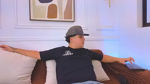 Naim_Bennetsex webcam
