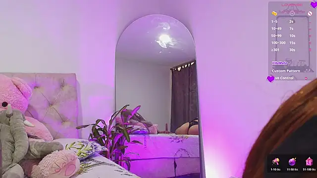 SoofiKiss webcam