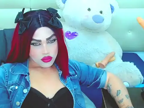 NharaBigCock webcam