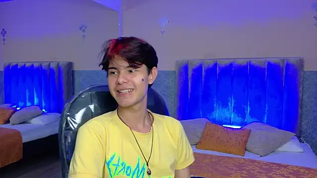 Derek_Sinn webcam