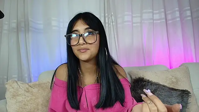 Molly_Hils789 webcam