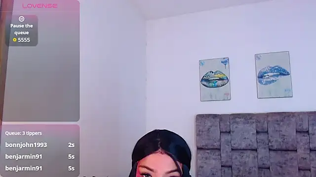 Realbadbxtch_ webcam
