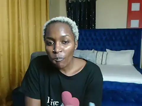 prettyshakimm webcam