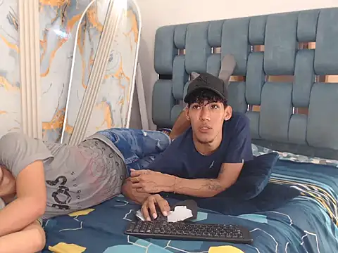 Thick_cock_guys webcam